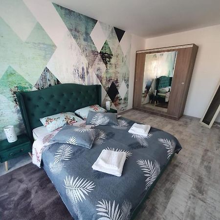 Studio 70 Braşov Esterno foto